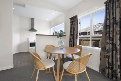 Photo of property in 33 Upjohn Street, Brooklands, New Plymouth, 4310