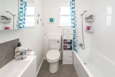 Photo of property in 27 Murch Place, Tawhero, Whanganui, 4500