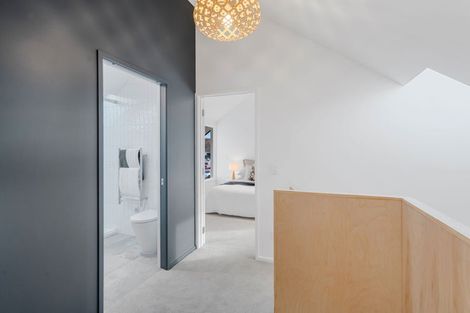 Photo of property in 2/938 Colombo Street, St Albans, Christchurch, 8014