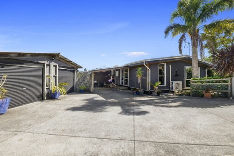 Photo of property in 21 Calgher Avenue, Waitara, 4320