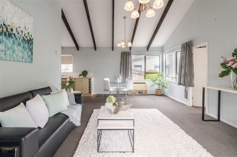 Photo of property in 20 Voelas Road, Lyttelton, 8082