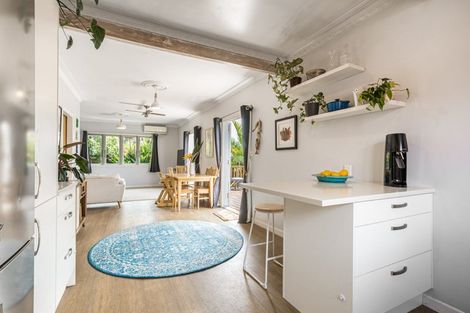 Photo of property in 2/66 Miller Road, Mangere Bridge, Auckland, 2022