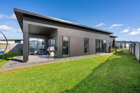 Photo of property in 2 Tupeia Lane, Tikipunga, Whangarei, 0112
