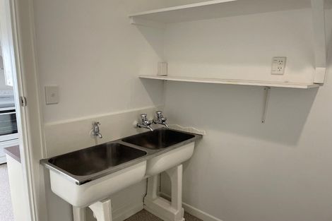 Photo of property in 1/18 Ocean View Road, Milford, Auckland, 0620