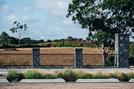 Photo of property in 92 Kahui Parade, Karaka, Papakura, 2113