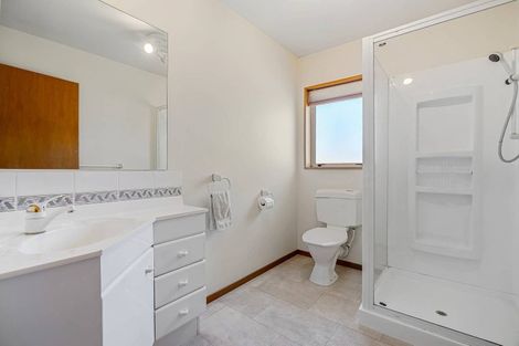 Photo of property in 2/43 Claridges Road, Casebrook, Christchurch, 8051