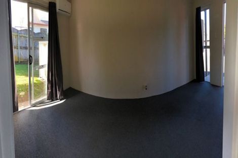 Photo of property in 2/21a Landscape Road, Papatoetoe, Auckland, 2025