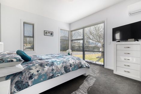 Photo of property in 40 Kelliher Drive, Wanaka, 9305