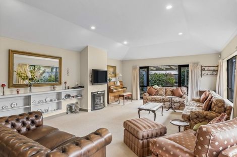 Photo of property in 29 Consort Close, Paraparaumu Beach, Paraparaumu, 5032