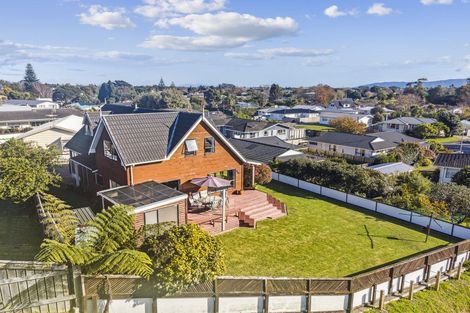 Photo of property in 77 Aorangi Road, Paraparaumu, 5032