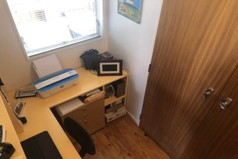 Photo of property in 1 Moa Place, Onerahi, Whangarei, 0110