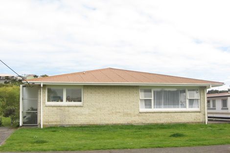 Photo of property in 150 Pioneer Road, Spotswood, New Plymouth, 4310