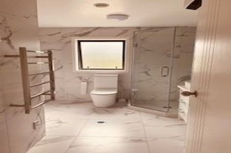 Photo of property in 47 Dale Crescent, Pakuranga, Auckland, 2010