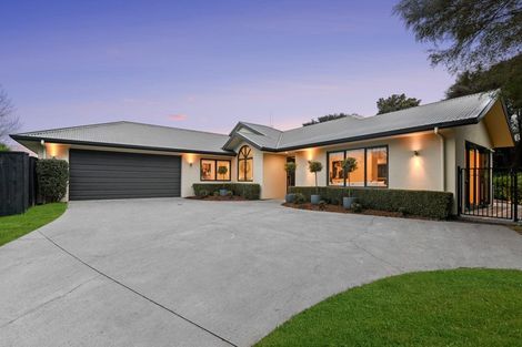Photo of property in 12 Cabernet Close, Rototuna, Hamilton, 3210