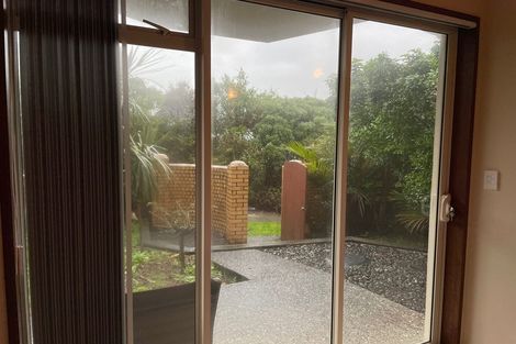 Photo of property in 1/3 Portal Place, Murrays Bay, Auckland, 0630