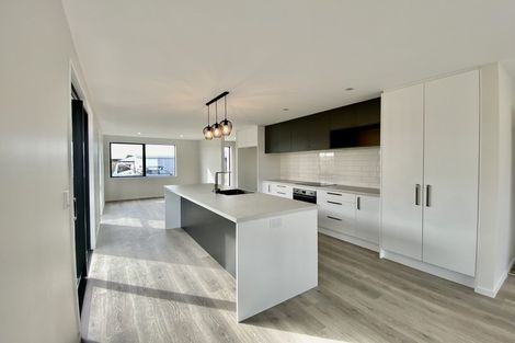 Photo of property in 14 Palmer Avenue, Glen Eden, Auckland, 0602