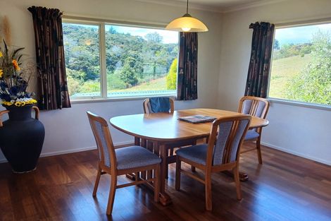 Photo of property in 9/11 Ocean View Road, Cable Bay, 0420