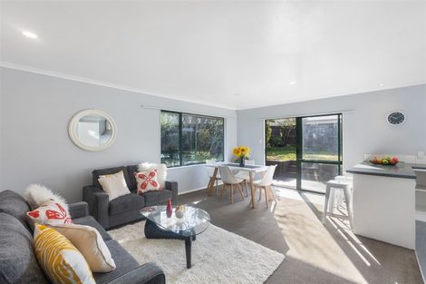 Photo of property in 23 Wai Iti Place, Clendon Park, Auckland, 2103