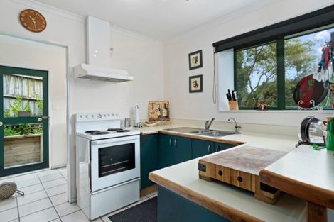 Photo of property in 5 Zachary Place, Welcome Bay, Tauranga, 3112