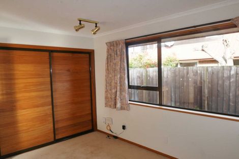 Photo of property in 22 Apsley Drive, Russley, Christchurch, 8042