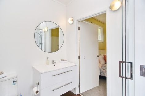 Photo of property in 6 Medbury Terrace, Fendalton, Christchurch, 8041