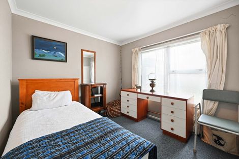 Photo of property in 19 Sandwich Road, St Andrews, Hamilton, 3200