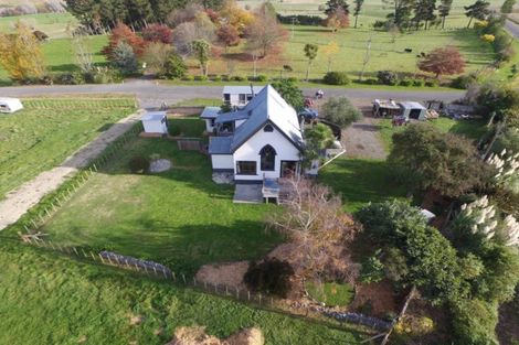 Photo of property in 3 Tamumu Church Road, Otane, Waipawa, 4271