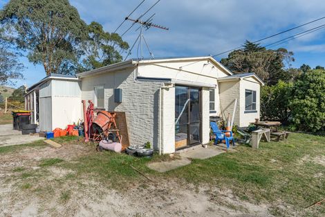 Photo of property in 68 Otakou Golf Course Road, Otakou, Dunedin, 9077