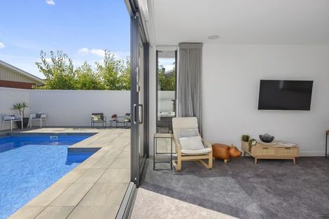 Photo of property in 17 Penhelig Place, Burnside, Christchurch, 8053