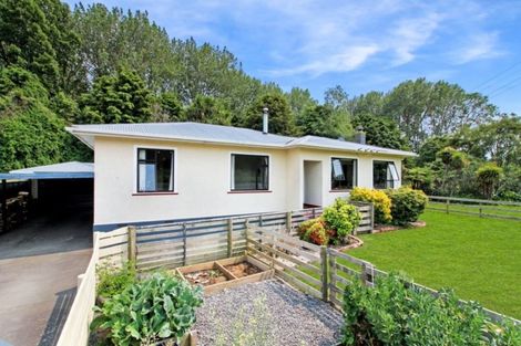 Photo of property in 7 Kotukutuku Road, Hunterville, 4730