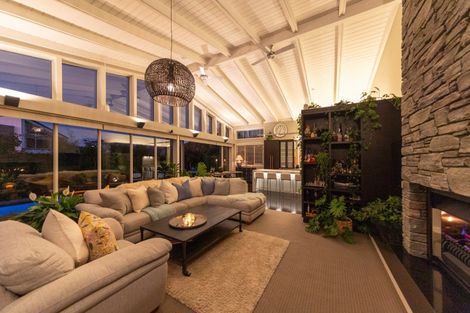 Photo of property in 12 Ihaka Street, Hokowhitu, Palmerston North, 4410