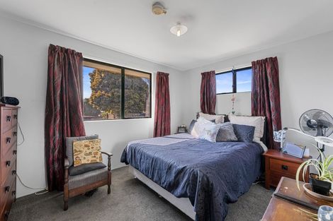 Photo of property in 10 Volta Place, Clendon Park, Auckland, 2103