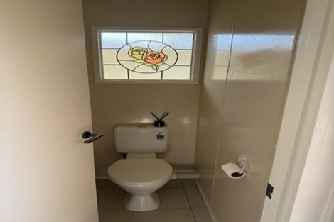 Photo of property in 38 Mcintyre Road, Mangere Bridge, Auckland, 2022