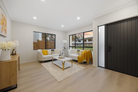 Photo of property in 2f Hughs Way, Flat Bush, Auckland, 2019