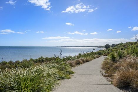 Photo of property in 11 Koiora Road, Clarks Beach, 2122