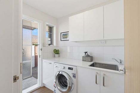 Photo of property in 2/204 Riverlaw Terrace, Saint Martins, Christchurch, 8022