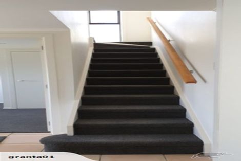 Photo of property in 34 Knights Road, Rothesay Bay, Auckland, 0630