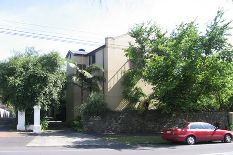 Photo of property in 3/53 Sarsfield Street, Herne Bay, Auckland, 1011
