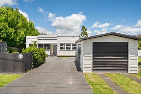 Photo of property in 16 Tawa Street, Edgecumbe, 3120