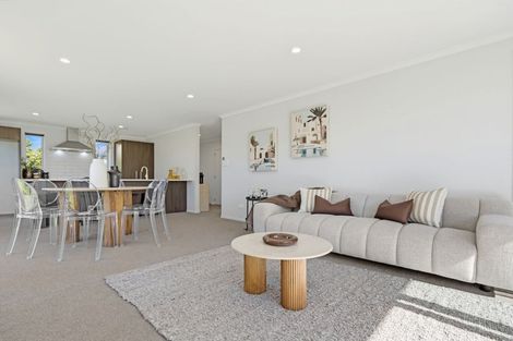 Photo of property in 18 Watene Way, Welcome Bay, Tauranga, 3112
