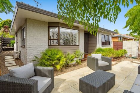 Photo of property in 2/219 Valley Road, Mount Maunganui, 3116