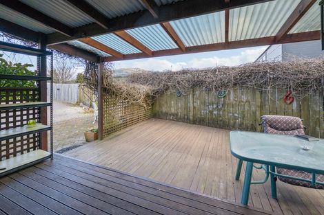 Photo of property in 7 Hinenamu Grove, Turangi, 3334