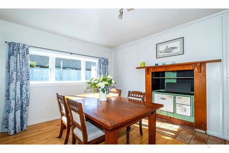 Photo of property in 10 Main North Road, Geraldine, 7930