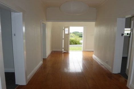 Photo of property in 69 Aramoana Avenue, Devonport, Auckland, 0624