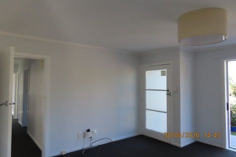 Photo of property in 39 Mcclintock Road, Massey, Auckland, 0614