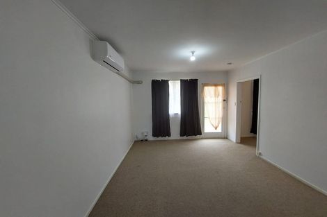 Photo of property in 2/22 Beatrix Street, Avondale, Auckland, 1026
