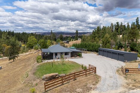 Photo of property in 213a Letts Gully Road, Letts Gully, Alexandra, 9393