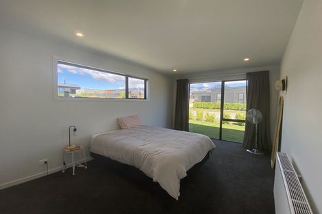 Photo of property in 31 Mount Nicholas Avenue, Wanaka, 9305