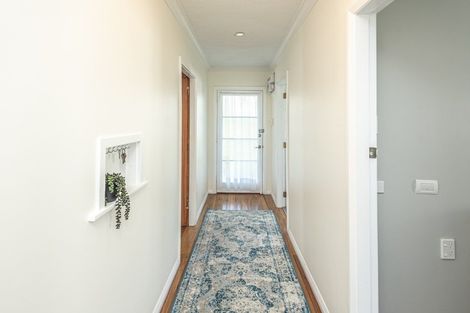 Photo of property in 5 Hurworth Place, College Estate, Whanganui, 4500