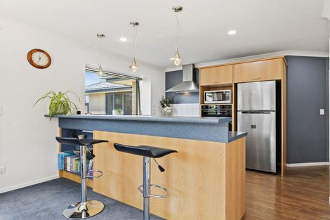 Photo of property in 8 Seclusion Lane, Parklands, Christchurch, 8083